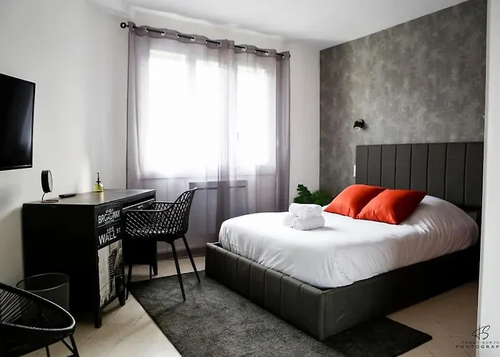 Les Remparts Catalan - 3 Bedrooms, Centre